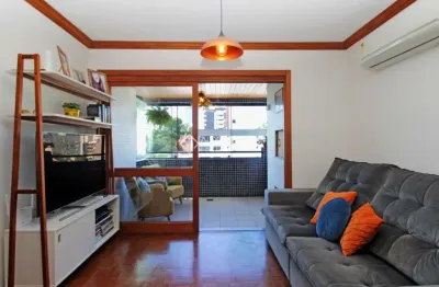 Apartamento com 3 quartos à venda na rua carlos von koseritz, 368, são joão, porto alegre, 96 m2 por r$ 750.500