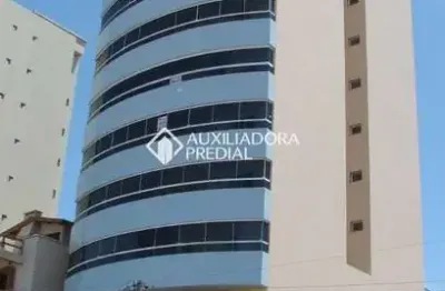 Apartamento com 4 quartos à venda na avenida beira mar, 1304, centro, tramandaí, 161 m2 por r$ 999.000
