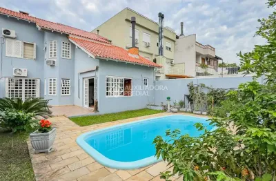 Casa em condomínio fechado com 4 quartos à venda na rua paulo madureira coelho, 70, morro santana, porto alegre, 207 m2 por r$ 1.300.000