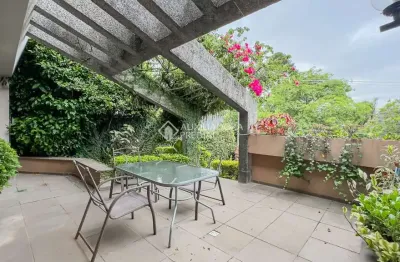 Casa com 3 quartos à venda na rua joão paetzel, 1730, chácara das pedras, porto alegre, 356 m2 por r$ 2.195.000