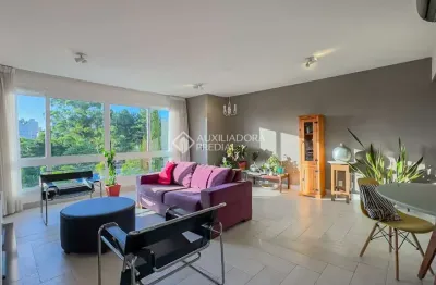Apartamento com 3 quartos à venda na rua mário leitão, 60, petrópolis, porto alegre, 105 m2 por r$ 1.380.000