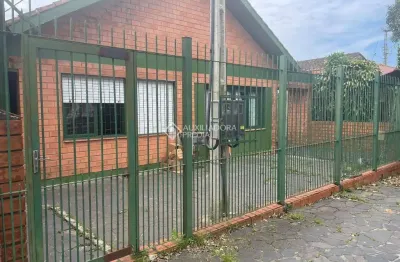 Casa com 3 quartos à venda na avenida alberto pasqualini, 932, jardim itu sabará, porto alegre, 206 m2 por r$ 629.000