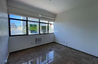Sala comercial à venda na rua paulo setúbal, 25, passo da areia, porto alegre, 28 m2 por r$ 130.000