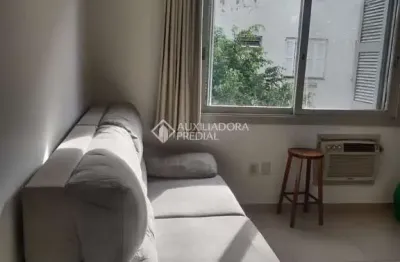 Apartamento com 2 quartos à venda na avenida da azenha, 213, azenha, porto alegre, 60 m2 por r$ 220.000