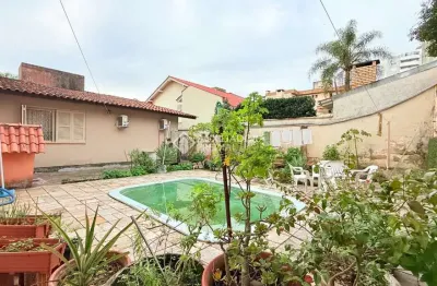Casa com 3 quartos à venda na rua guilherme klippel, 80, passo da areia, porto alegre, 180 m2 por r$ 1.150.000