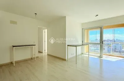 Apartamento com 3 quartos à venda na avenida coronel lucas de oliveira, 2623, petrópolis, porto alegre, 85 m2 por r$ 990.000