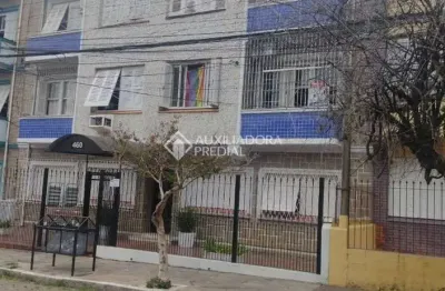 Apartamento com 2 quartos à venda na rua doutor voltaire pires, 460, santo antônio, porto alegre, 61 m2 por r$ 220.000