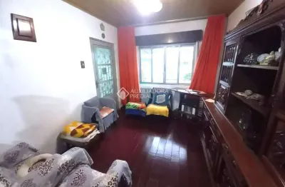 Casa com 3 quartos à venda na avenida antônio giudice, 130, morro santana, porto alegre, 186 m2 por r$ 319.990