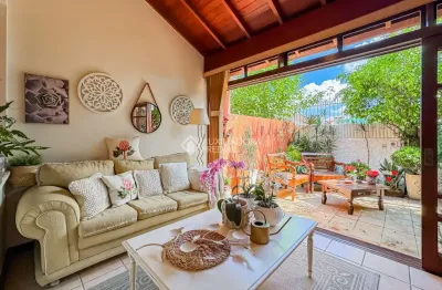 Casa em condomínio fechado com 3 quartos à venda na rua manoel lopes meirelles, 74, jardim itu sabará, porto alegre, 181 m2 por r$ 1.150.000