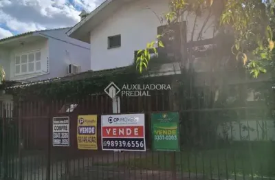 Casa com 3 quartos à venda na rua dona adda mascarenhas de moraes, 117, jardim itu sabará, porto alegre, 214 m2 por r$ 2.300.000