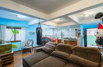 Casa com 3 quartos à venda na avenida gomes de carvalho, 383, passo das pedras, porto alegre, 209 m2 por r$ 600.020