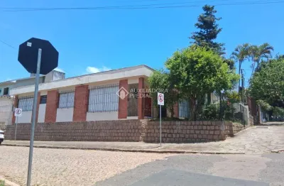 Casa com 2 quartos à venda na avenida brasília, 257, vila ipiranga, porto alegre, 300 m2 por r$ 830.000