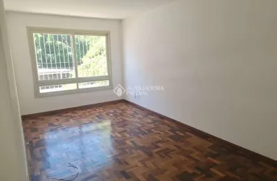 Apartamento com 2 quartos para alugar na rua domingos crescêncio, 279, santana, porto alegre, 75 m2 por r$ 1.650