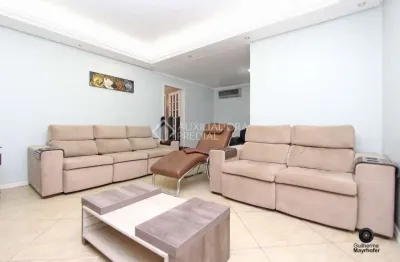 Casa em condomínio fechado com 3 quartos à venda na rua padre alois kades s j, 100, vila ipiranga, porto alegre, 247 m2 por r$ 900.000