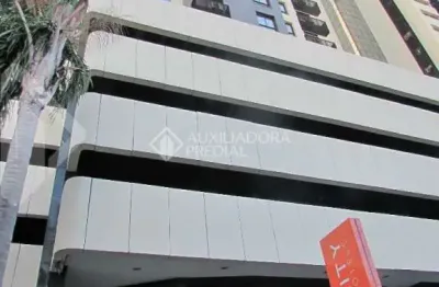 Flat com 1 quarto à venda na avenida borges de medeiros, 2145, praia de belas, porto alegre, 35 m2 por r$ 395.580