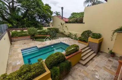 Casa em condomínio fechado com 4 quartos à venda na rua araruama, 558, vila jardim, porto alegre, 600 m2 por r$ 3.000.000