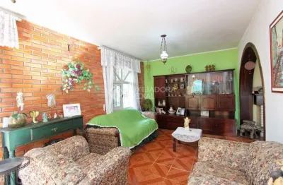 Casa em condomínio fechado com 3 quartos à venda na rua morretes, 120, santa maria goretti, porto alegre, 204 m2 por r$ 890.000