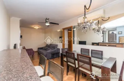 Apartamento com 3 quartos à venda na rua professor freitas cabral, 310, jardim botânico, porto alegre, 81 m2 por r$ 650.000