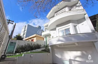 Casa com 3 quartos à venda na rua walt disney, 205, são sebastião, porto alegre, 206 m2 por r$ 1.290.000