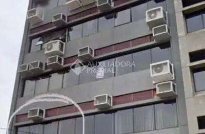 Sala comercial à venda na Rua Itapeva, 80, Passo da Areia, Porto Alegre, 38 m2 por R$ 128.000
