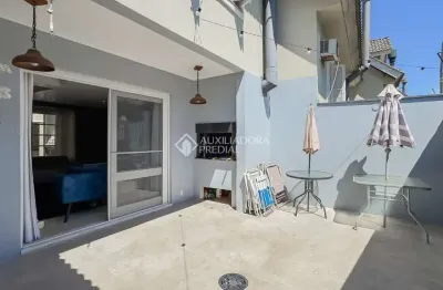 Casa em condomínio fechado com 3 quartos à venda na rua conde da figueira, 458, vila jardim, porto alegre, 248 m2 por r$ 785.000