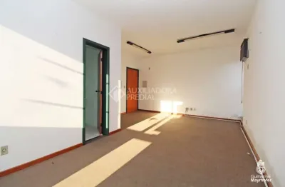 Sala comercial à venda na travessa pedro modesto rampi, 18, azenha, porto alegre, 52 m2 por r$ 130.000