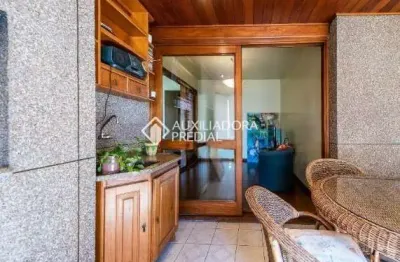 Apartamento com 3 quartos à venda na rua liberdade, 432, rio branco, porto alegre, 135 m2 por r$ 1.500.000