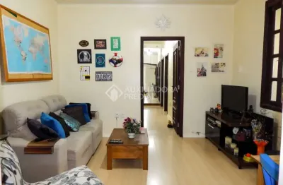 Apartamento com 2 quartos à venda na rua ferreira viana, 659, petrópolis, porto alegre, 71 m2 por r$ 270.000