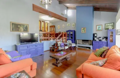 Casa em condomínio fechado com 3 quartos à venda na rua doutor barbosa gonçalves, 51, chácara das pedras, porto alegre, 344 m2 por r$ 1.380.000