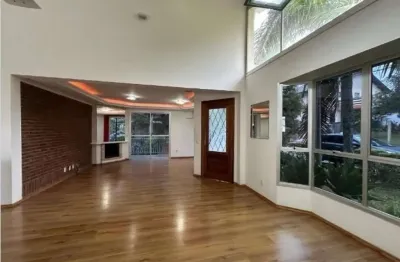 Casa em condomínio fechado com 4 quartos à venda na rua pau brasil, 269, são lucas, viamão, 300 m2 por r$ 921.500