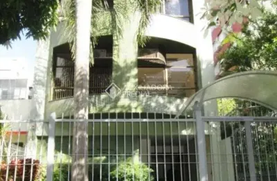 Sala comercial à venda na rua joão abbott, 257, petrópolis, porto alegre, 40 m2 por r$ 171.000