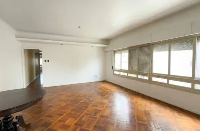 Apartamento com 3 quartos à venda na avenida independência, 776, independência, porto alegre, 127 m2 por r$ 579.000