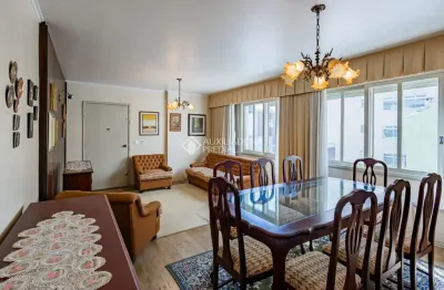 Apartamento com 3 quartos à venda na avenida independência, 680, independência, porto alegre, 133 m2 por r$ 750.000