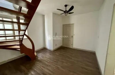 Cobertura com 2 quartos à venda na rua sorocaba, 206, passo da areia, porto alegre, 56 m2 por r$ 299.000