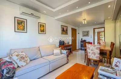 Apartamento com 3 quartos à venda na Rua Faria Santos, 786, Petrópolis, Porto Alegre, 92 m2 por R$ 750.000