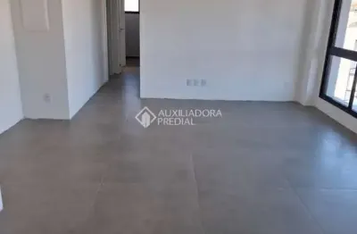 Apartamento com 2 quartos à venda na avenida lageado, 153, petrópolis, porto alegre, 66 m2 por r$ 870.200