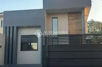 Casa com 2 quartos à venda na rua nestor ramos de oliveira, 9, partenon, porto alegre, 45 m2 por r$ 610.000