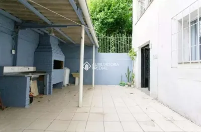 Apartamento com 3 quartos à venda na rua tiradentes, 378, independência, porto alegre, 67 m2 por r$ 650.000