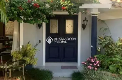 Casa em condomínio fechado com 4 quartos à venda na rua tocantins, 869, lomba do pinheiro, porto alegre, 320 m2 por r$ 1.550.000