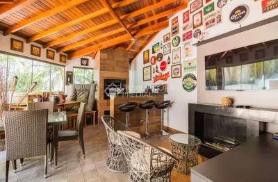 Casa em condomínio fechado com 3 quartos à venda na rua torre de pedra, 72, espírito santo, porto alegre, 215 m2 por r$ 803.225