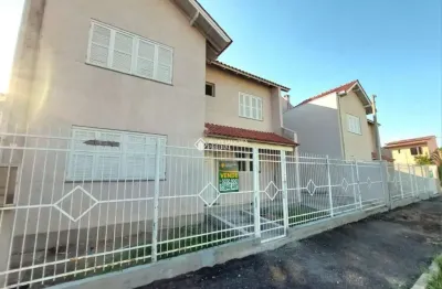 Casa com 2 quartos à venda na rua elmo born, 43, hípica, porto alegre, 86 m2 por r$ 349.000