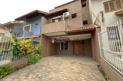 Casa com 3 quartos à venda na rua helio felix frey, 162, espírito santo, porto alegre, 125 m2 por r$ 540.000