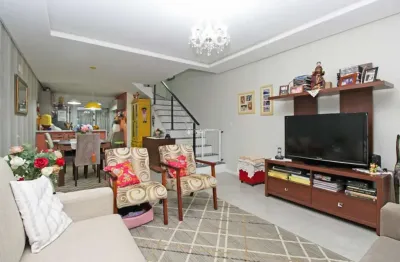 Casa com 3 quartos à venda na rua doutor sady soares, 129, guarujá, porto alegre, 151 m2 por r$ 510.000