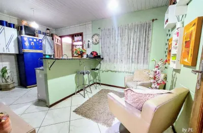 Casa com 2 quartos à venda na rua antônio ribeiro messias, 59, hípica, porto alegre, 80 m2 por r$ 369.000
