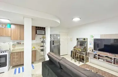 Apartamento com 3 quartos à venda na Rua Mura, 288, Guarujá, Porto Alegre, 67 m2 por R$ 259.000