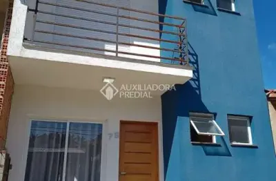 Casa com 3 quartos à venda na rua antônio josephino perrone, 79, espírito santo, porto alegre, 142 m2 por r$ 550.000