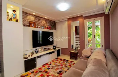 Casa com 3 quartos à venda na rua dionélio machado, 39, ipanema, porto alegre, 140 m2 por r$ 399.000