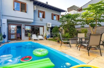Casa com 3 quartos à venda na rua eurico lara, 270, medianeira, porto alegre, 274 m2 por r$ 1.270.000
