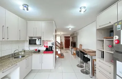 Casa em condomínio fechado com 2 quartos à venda na rua luzinete alves aragon, 145, hípica, porto alegre, 149 m2 por r$ 418.000