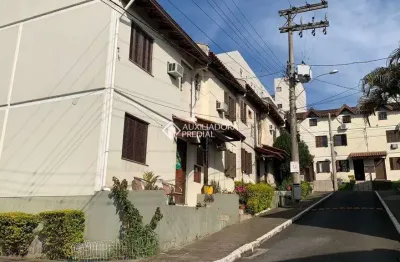 Casa em condomínio fechado com 3 quartos à venda na avenida monte cristo, 100, vila nova, porto alegre, 79 m2 por r$ 340.000